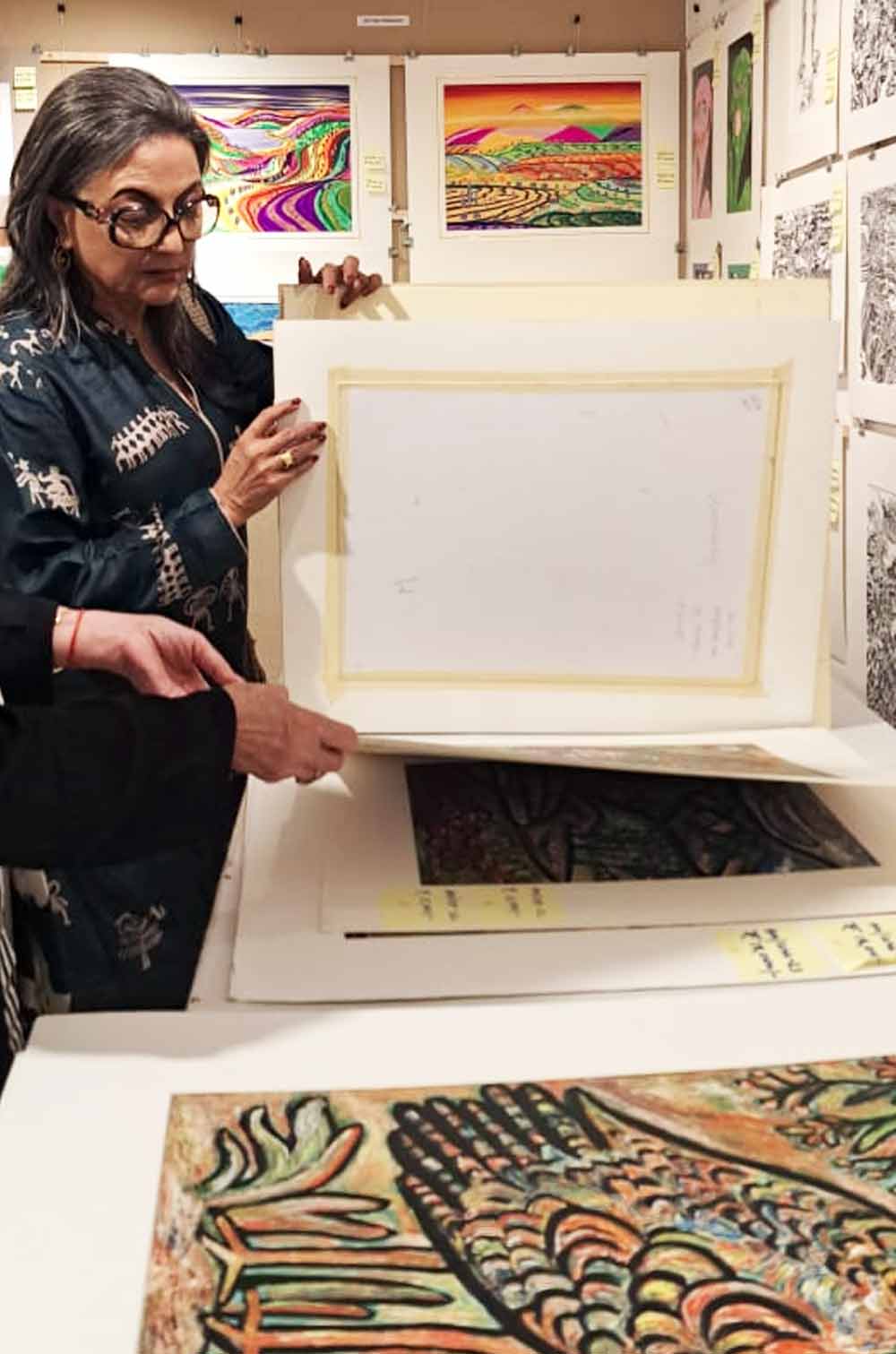 CIMA gallery’s art mela has art work from different states and cultural background