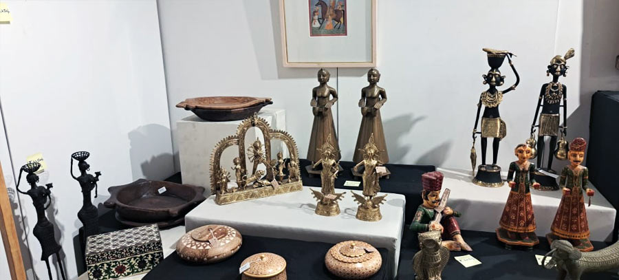 CIMA gallery’s art mela has art work from different states and cultural background