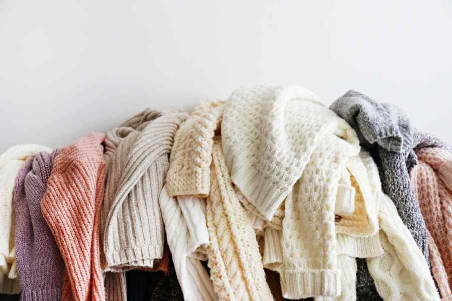 Three common mistakes to avoid when washing wool clothes.