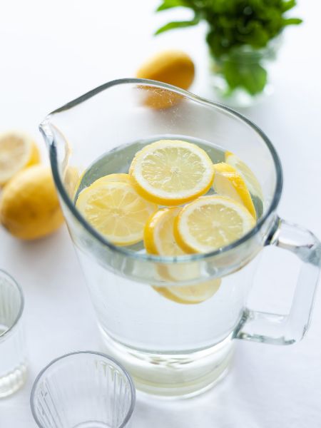 Know the negative effects of drinking too much lemon water dgtl