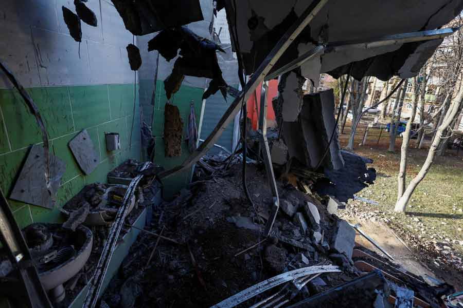 US and Germany is ready to restrict arm supplies to Ukraine as they want to end the war with Russia, says Report