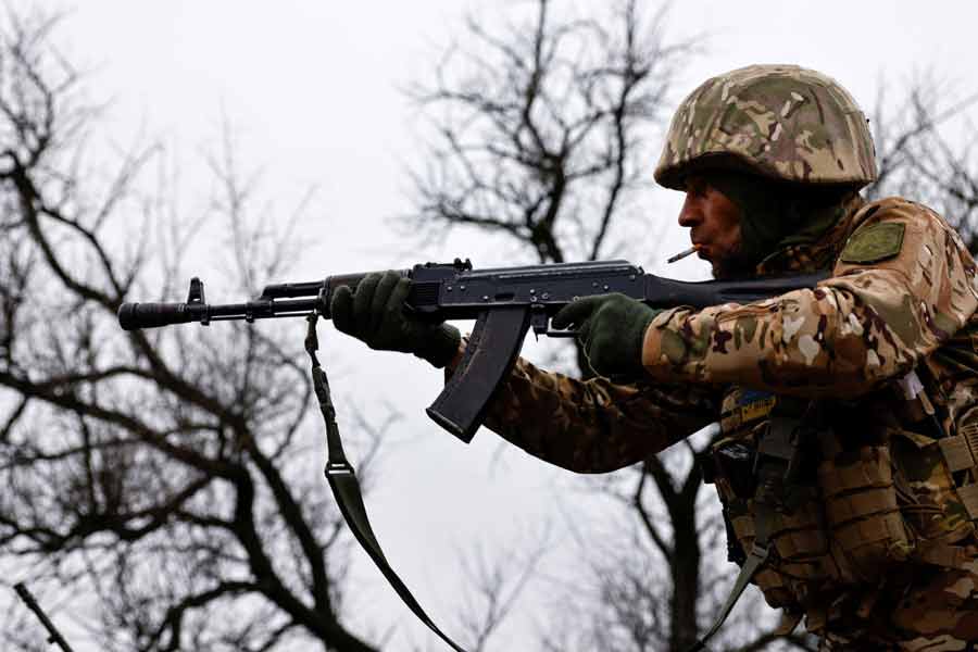 US and Germany is ready to restrict arm supplies to Ukraine as they want to end the war with Russia, says Report