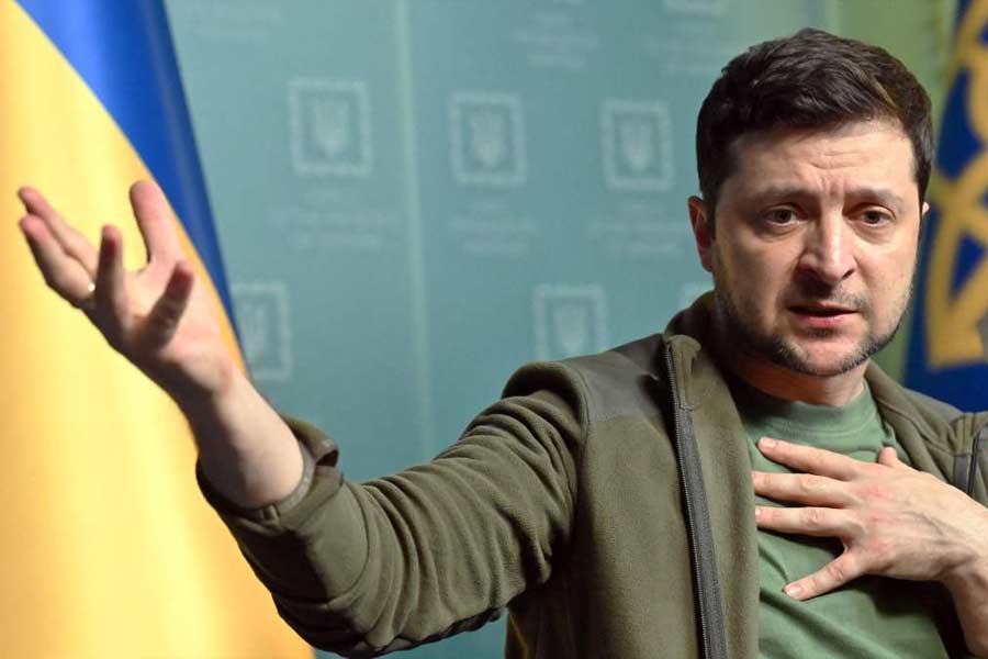 US and Germany is ready to restrict arm supplies to Ukraine as they want to end the war with Russia, says Report