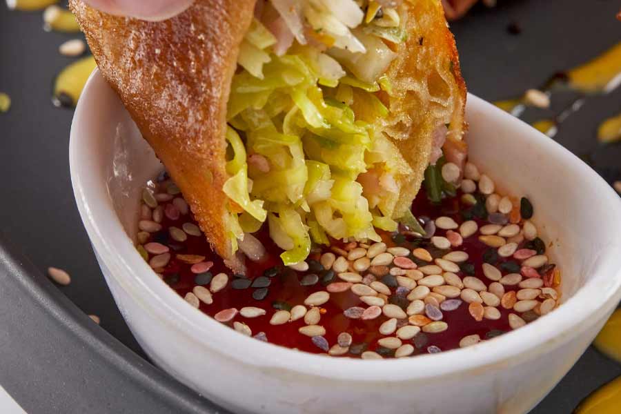 ধীরে ধীরে ব্যবসার পরিধি বড় করতে থাকেন অজয়। চিনা খাবারের মশলার পাশাপাশি আরও একটি সংস্থা তৈরি করে বিক্রি করতে শুরু করেন ইটালি-সহ বিভিন্ন দেশে ব্যবহৃত নানা রকম সস। সঙ্গে তৈরি করেন হাক্কা নুডলসও।