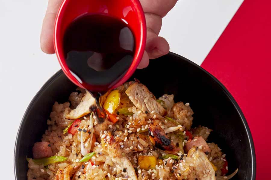 ক্রমশই বাড়িতে বিদেশি খাবার বানানোর উপকরণের একমাত্র ঠিকানা হয়ে ওঠে অজয়ের সংস্থা। বাড়তে থাকে গ্রাহক। ২০১০ সালের মধ্যে অজয়ের চিনা খাবার তৈরির সংস্থার বার্ষিক আয়ের পরিমাণ পৌঁছয় ১১০ কোটি টাকায়।