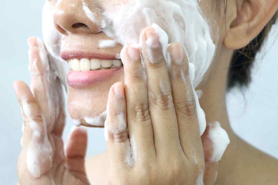 Mistakes to avoid if you have oily skin.