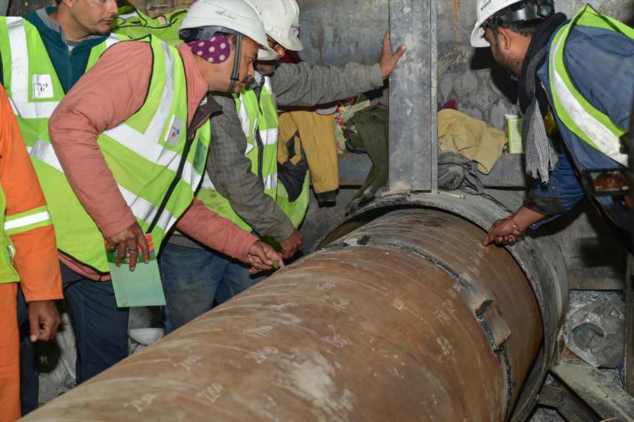 Rat-hole mining was outlawed and trapped workers were rescued in this method 