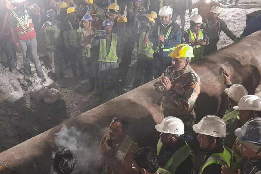 Rat-hole mining was outlawed and trapped workers were rescued in this method 