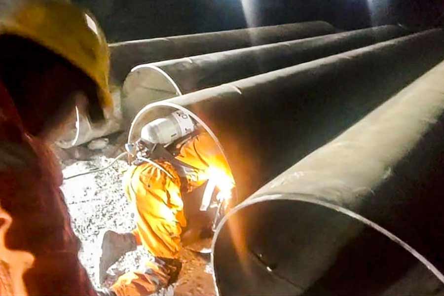 Rat-hole mining was outlawed and trapped workers were rescued in this method 