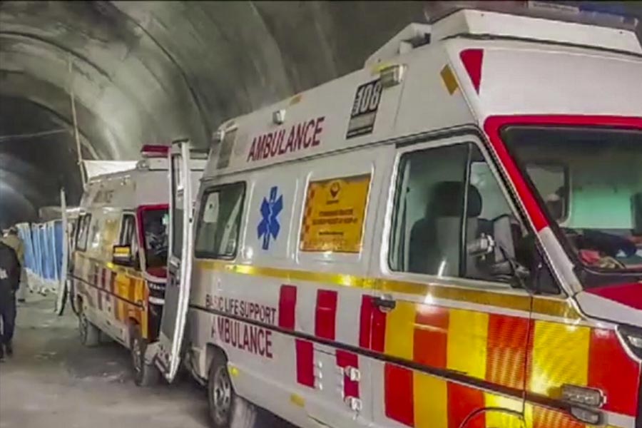 41 labours rescued from tunnel in Uttarakhand after 17 days 