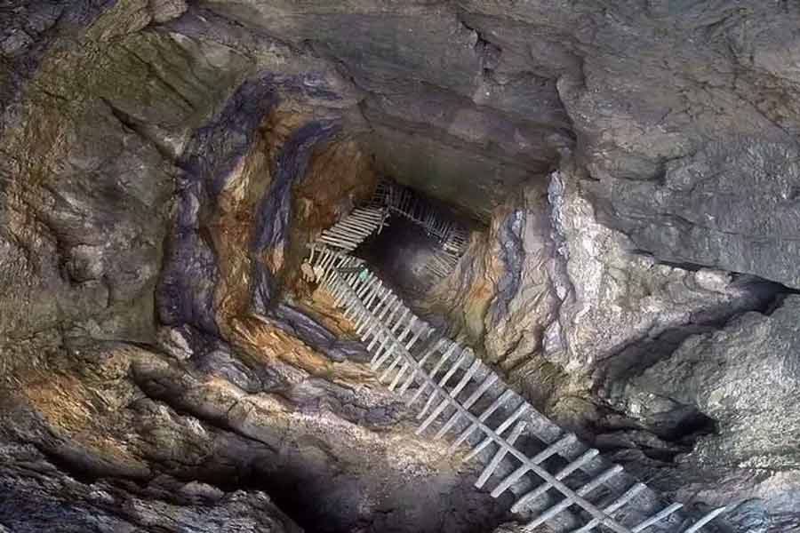 Rat-hole trap caused tragedy in Meghalaya in 2018 killing 10 workers