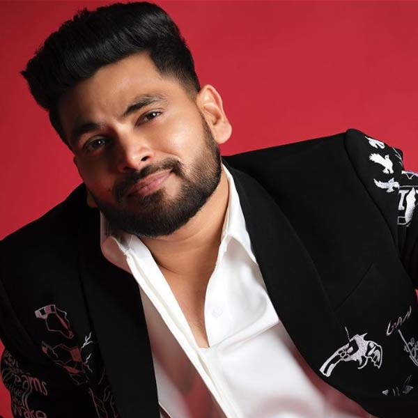 এর পর ‘বিগ বস্’ মারাঠি দ্বিতীয় সিজ়নে অংশগ্রহণ করেছিলেন শিব। সে বার তিনি জয়ী হয়েছিলেন। পেয়েছিলেন বড় অঙ্কের টাকা। তার পর থেকেই ঘুরতে শুরু করে ভাগ্য।