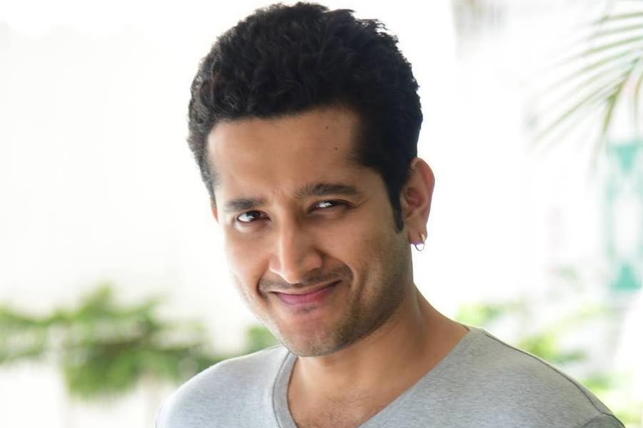 তাঁর শেষ পরিচালিত ওয়েব সিরিজ় ‘পর্ণশবরীর শাপ’ দর্শকের মনে জায়গা করে নিতে পেরেছিল। খুব তাড়াতাড়ি তিনি হিন্দি ছবির পরিচালনা করবেন বলে জানা গিয়েছে।