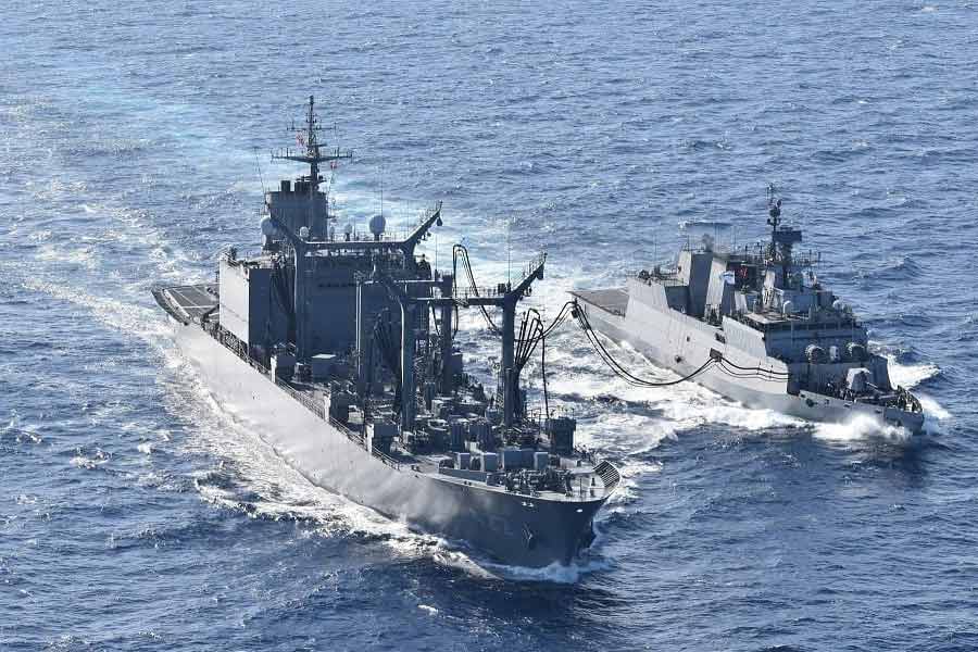 নৌসেনার হাতে ১৬টি এই ধরনের সুপার গান তুলে দেওয়া হবে। নৌসেনার নতুন রণতরীগুলিতে এই সুপার গান মোতায়েন করা হতে পারে বলে সেনা সূত্রের খবর।