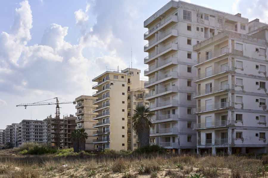 Largest ghost town in the world Famagusta-Varosha sank into silence