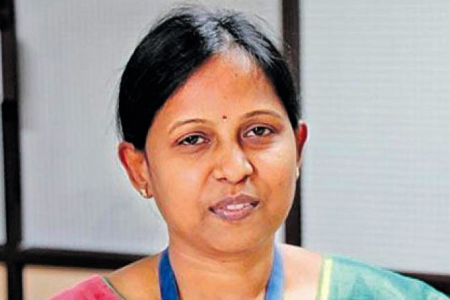 চন্দ্রযান-৩-এর ডেপুটি প্রোজেক্ট ডিরেক্টর কল্পনা কলাহস্তির জন্ম বেঙ্গালুরুতে। আইআইটি খড়্গপুরের প্রাক্তনী তিনি। সেখানে এরোনটিক্যাল ইঞ্জিনিয়ারিংয়ে স্নাতক পাশ করেন।