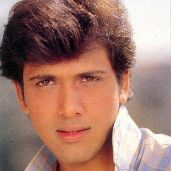 বলিউডের বিশেষজ্ঞরা অবশ্য বলেছেন, গোবিন্দ বরাবরই তাঁর ফিল্ম কেরিয়ারে নিরাপদ ছবি বেছে নিয়েছেন। গতে বাঁধা বলিউডের মশলাদার কমেডি ছবি বলতে যা বোঝায়, তার বাইরে এক পা-ও রাখেননি তিনি।