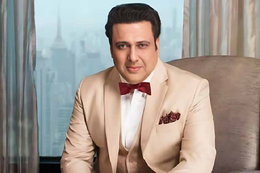 যার জন্য সময়ের সঙ্গে তাল মিলিয়ে তাঁর সমসাময়িক বহু অভিনেতা নিজেকে আমূল বদলে ফেললেও গোবিন্দ বদলাননি। তাই হনসলের কাছ থেকে এই ছবির প্রস্তাব পেলেও তিনি নিতেন কি না তা নিয়ে সন্দেহ রয়েছে। 