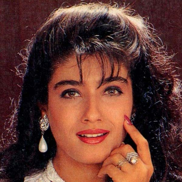 রবীনার দাবি, তিনি কোনও দিন পেশাগত জীবনে উন্নতির জন্য অন্য অভিনেত্রীর ক্ষতি করেননি। কিন্তু তাঁর সঙ্গে এই ঘটনা ঘটেছে।   