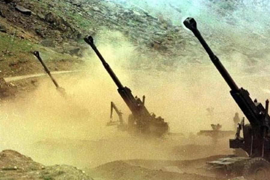 Dara Phiroze Chinoy one of those pilots who escsped from Pakistan without army intervantion