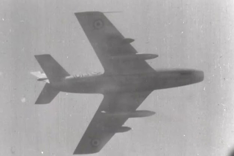 Dara Phiroze Chinoy one of those pilots who escsped from Pakistan without army intervantion