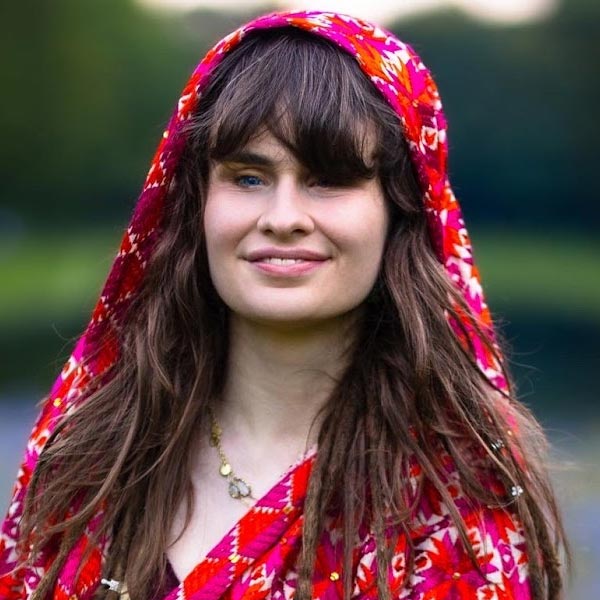 Who is Cassandra Mae Spittmann and why German singer is fovourite of Narendra Modi dgtl