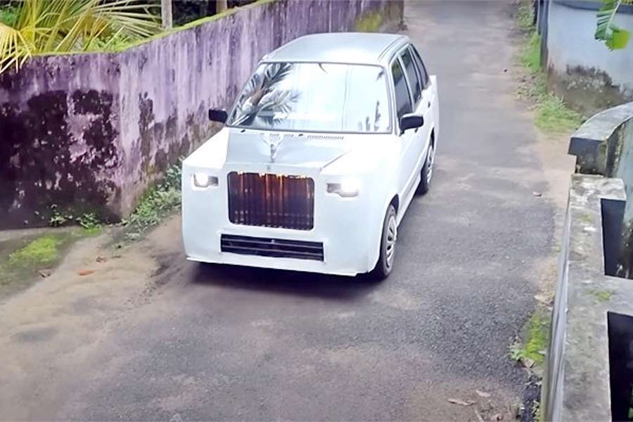 Teenager creates smaller version of Rolls Royce car using Maruti 800 