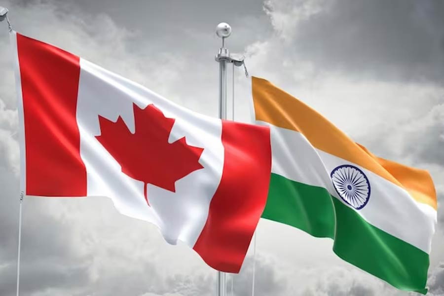 কানাডার বিরুদ্ধে সন্ত্রাসবাদীদের প্রশ্রয় দেওয়ার পাল্টা অভিযোগ এনেছে ভারত। অভিযোগ, ভারতে যে সংগঠন নিষিদ্ধ, তার সদস্যেরা কানাডায় আশ্রয় পেয়েছেন সহজেই।