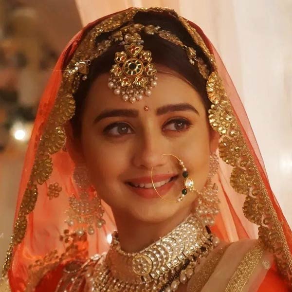 All you need to know about Actress Chahat Pandey, who is going to contest for AAP in Madhya Pradesh Assembly election