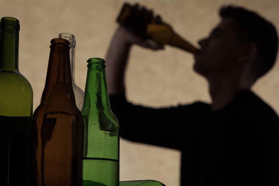 Man dies after drinking alcohol in China