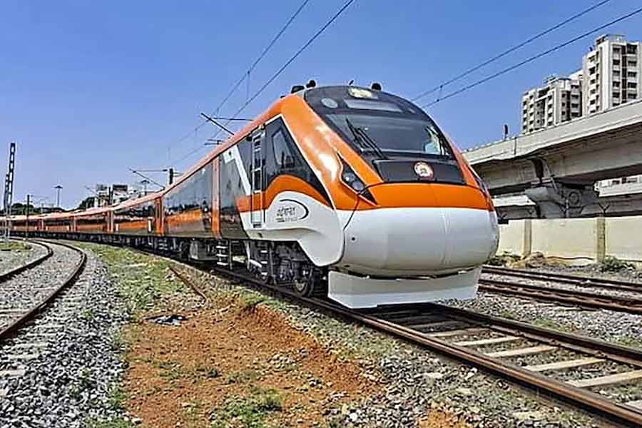 Vande Bharat Express sleeper compartment is coming soon, Rail Minister Ashwini Vaishnaw shares pic