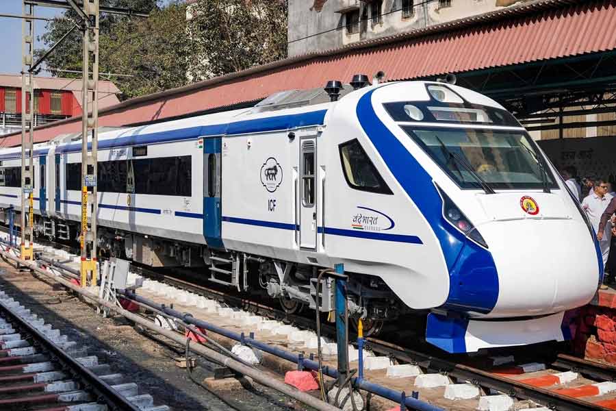 Vande Bharat Express sleeper compartment is coming soon, Rail Minister Ashwini Vaishnaw shares pic