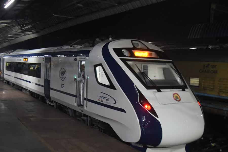 Vande Bharat Express sleeper compartment is coming soon, Rail Minister Ashwini Vaishnaw shares pic