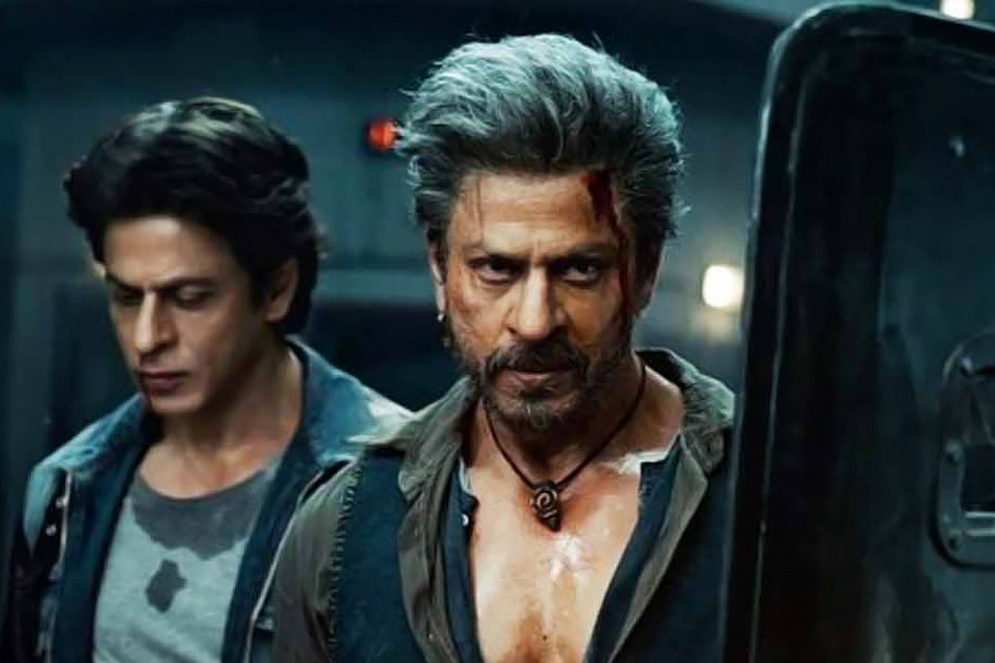 কিন্তু এমন একাধিক ভারতীয় ছবি রয়েছে যা ‘জওয়ান’-এর চেয়েও বেশি আয় করেছে। তালিকায় কোন কোন ছবি রয়েছে জানেন কি?