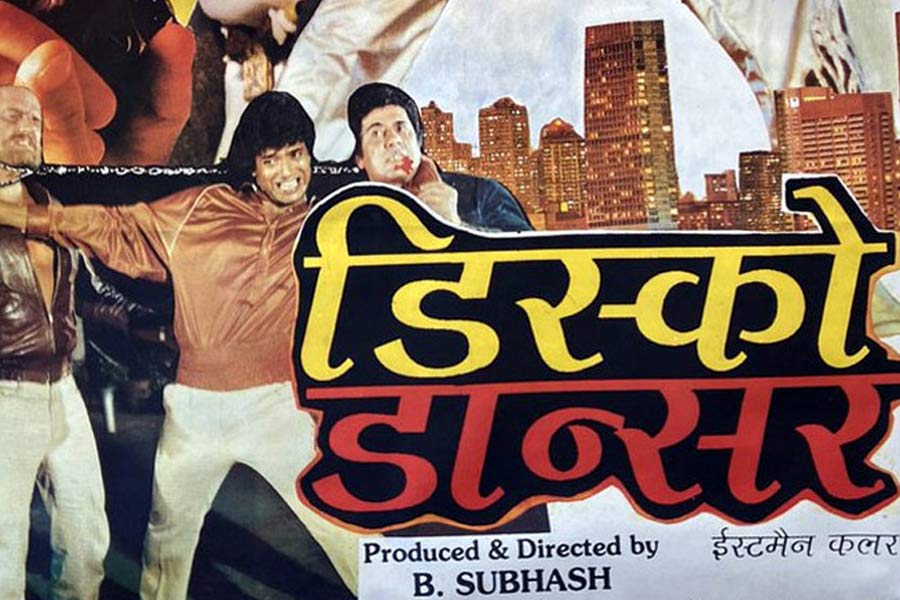 মিঠুনের ‘ডিস্কো ডান্সার’ ভারতীয় ছবি হিসাবে বিদেশের মাটিতে সর্বোচ্চ ব্যবসা করে।