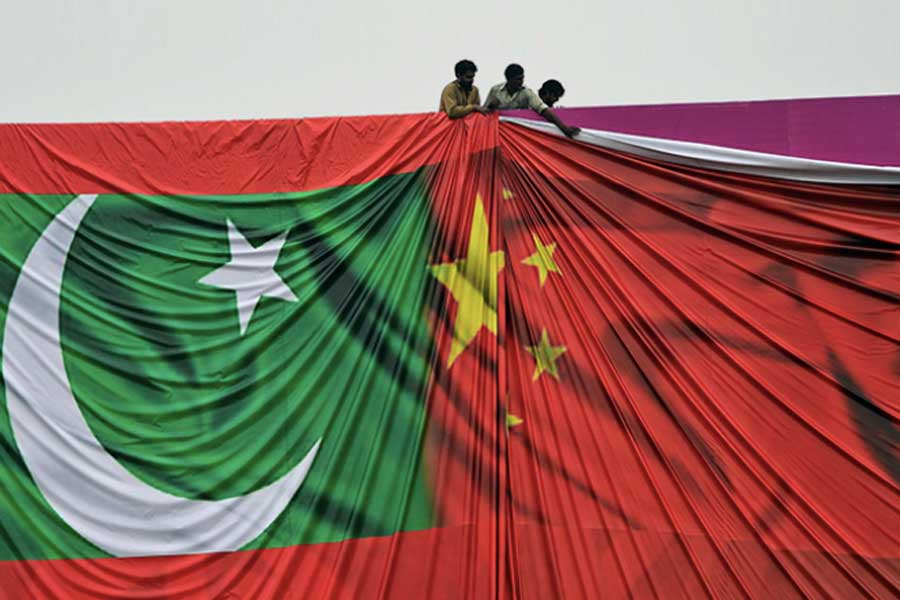 China attempts to gain control over Pakistan Media