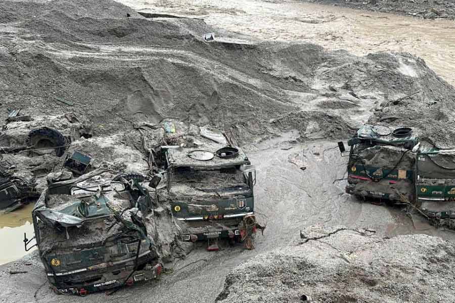What is Glacial Lake Outburst Flood, that caused flash flood in Sikkim