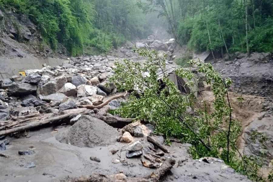 What is Glacial Lake Outburst Flood, that caused flash flood in Sikkim