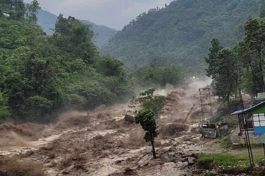 What is Glacial Lake Outburst Flood, that caused flash flood in Sikkim