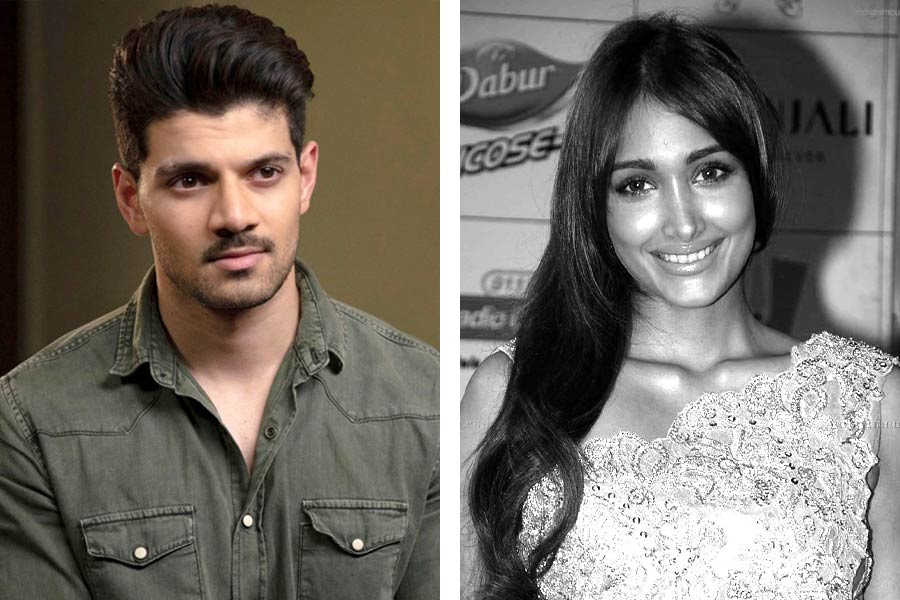 Bollywood actor Sooraj Pancholi reveals that he never discusses about Jiah Khan with his girlfriend