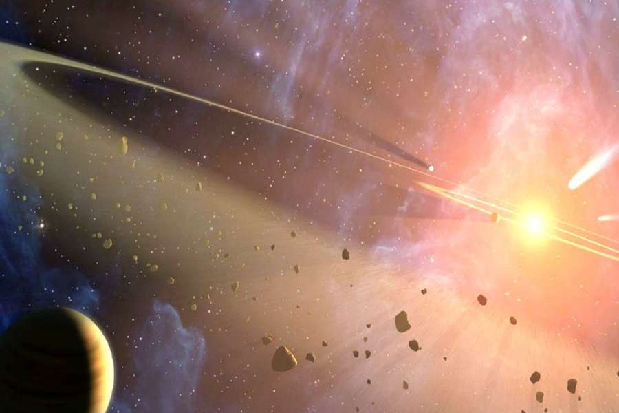 শুক্রর শুভ প্রভাবে মানুষের অর্থনৈতিক উন্নতি ঘটে। বাড়ি-গাড়ির মালিক হয়। কর্মক্ষেত্রে উন্নতি অনিবার্য। সামাজিক সম্মান প্রাপ্তি ঘটে। রসায়ন বিদ্যায় বিরাট সাফল্য লাভ হয়। আবার শুক্রের অশুভ প্রভাবে নানান রোগভোগ শরীরে লেগেই থাকে। অনেক চেষ্টাতেও জীবনে বাবা-মা হওয়ার স্বপ্নপূরণ হয় না। পারিবারিক সমস্যা এবং আর্থিক ঝামেলা ভোগ করতে হয়। শারীরিক ভাবে কিডনি, মূত্র সম্পর্কিত রোগভোগ, গলার সমস্যায় ভোগার আশঙ্কা থাকে।