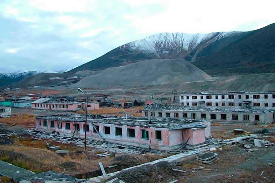 রাতারাতি গায়েব হয়ে গেল গোটা একটি জনপদ। উবে গেলেন সব বাসিন্দা। এমন শহর বা গ্রামের সংখ্যা পৃথিবীতে নেহাত কম নয়। লোকবসতি খালি হয়ে যাওয়ার কারণ ভিন্ন। এমনই এক শহর ছিল রাশিয়ায়, যার অস্তিত্ব আজ আর নেই।