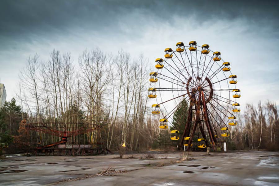 চেরনোবিল পরমাণু বিদ্যুৎকেন্দ্রের কাছেই ছিল এই শহর। ১৯৮৬ সালে এই বিদ্যুৎকেন্দ্রে বিপর্যয়ের কারণে মারা গিয়েছিলেন সরকারি হিসাবে অন্তত ৩১ জন। এই বিপর্যয়ের ফলে যে তেজষ্ক্রিয় দূষণ হয়েছিল, তার সরাসরি প্রভাব ছিল বহু বছর।