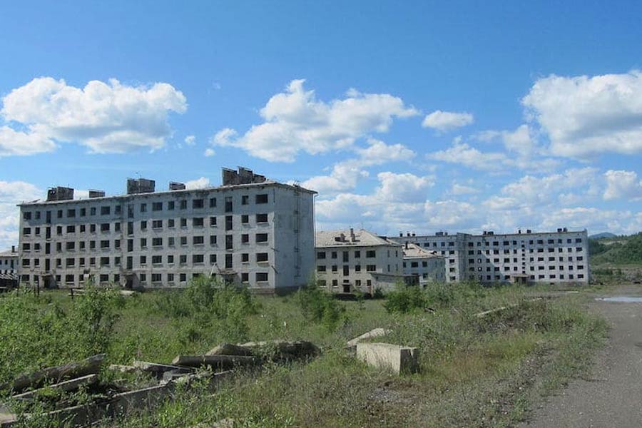 এখন এই অঞ্চলের নাম শুনলে ভয় পান লোকজন। কাডিকচান শহর যাওয়ার রাস্তাটিকে বলা হয় ‘হাড়গোড়ের রাস্তা’ (রোড অফ বোনস)।