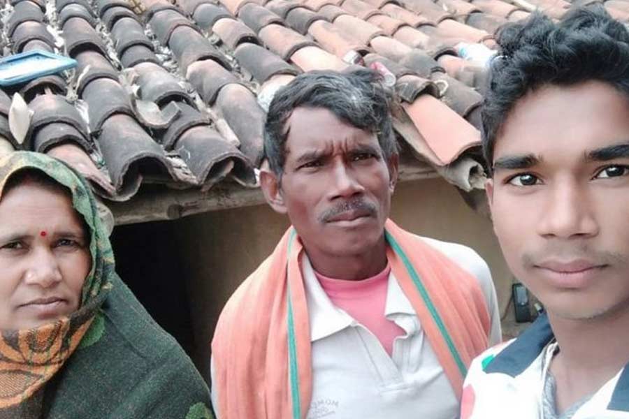 Image of Ram Baboo with his family