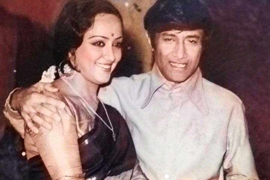 Dev Anand and Hema Malini