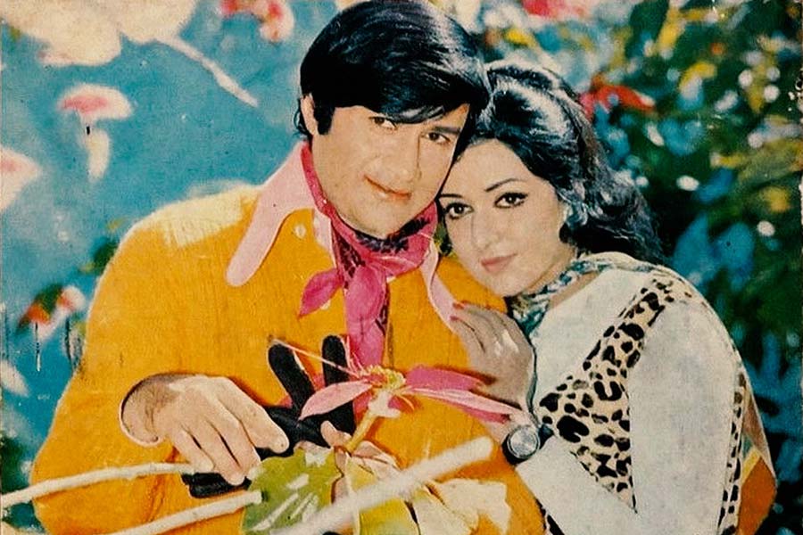 Dev Anand and Hema Malini