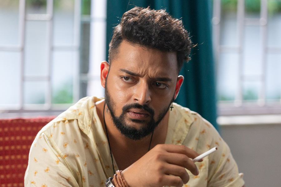 ‘পিকাসো’ ওয়েব সিরিজ়ে সৌরভ দাসের লুক।