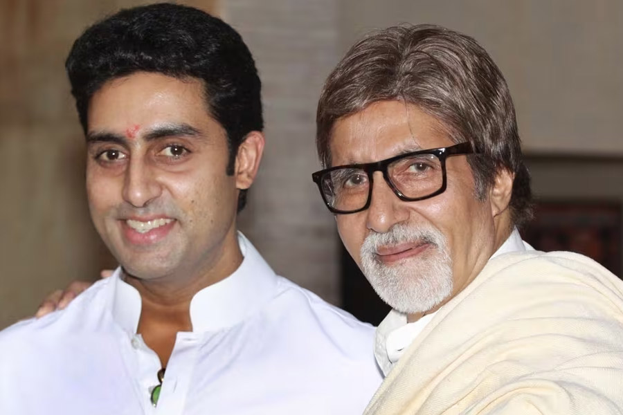 Amitabh Bachchan and Abhishek Bachchan