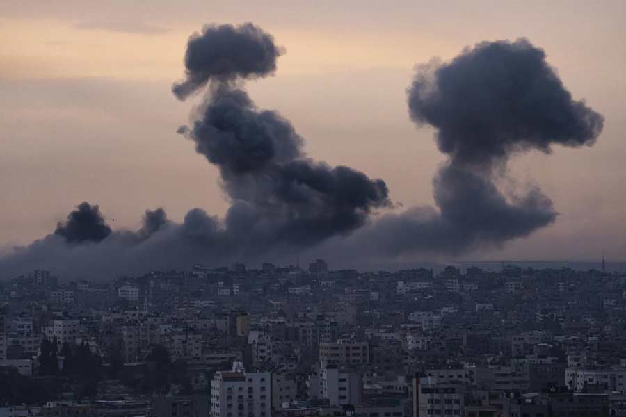 What is Hezbollah and how they are involved in Israel War